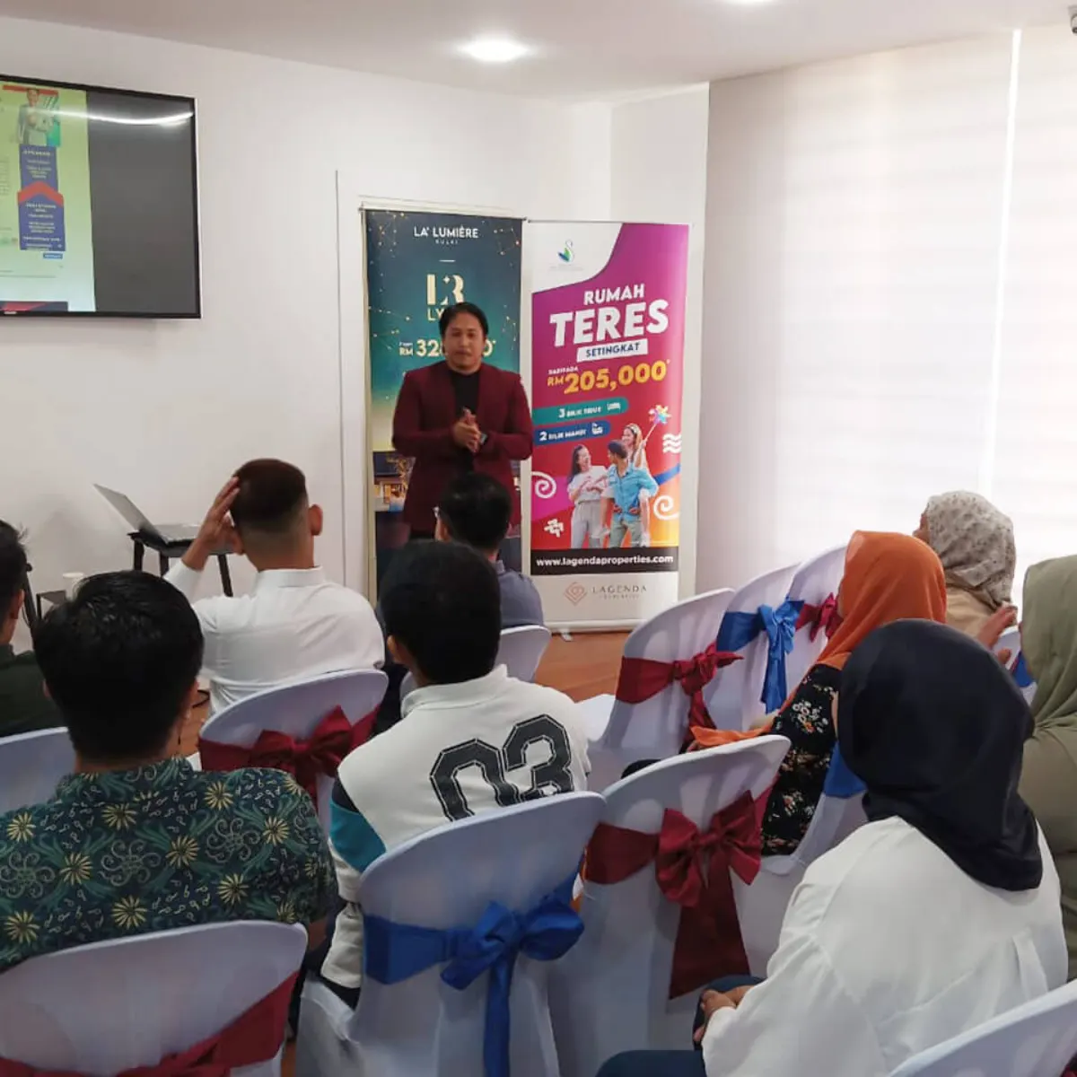 Averis Realty Setia Alam team moment